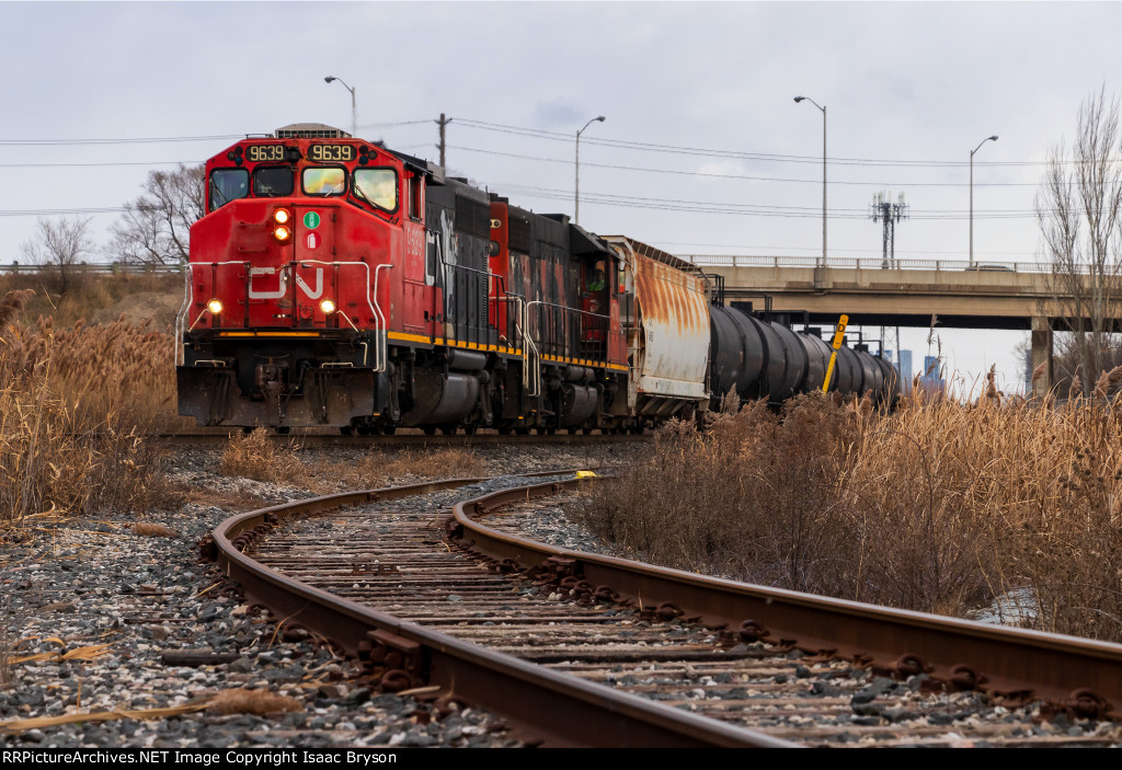 CN 9639